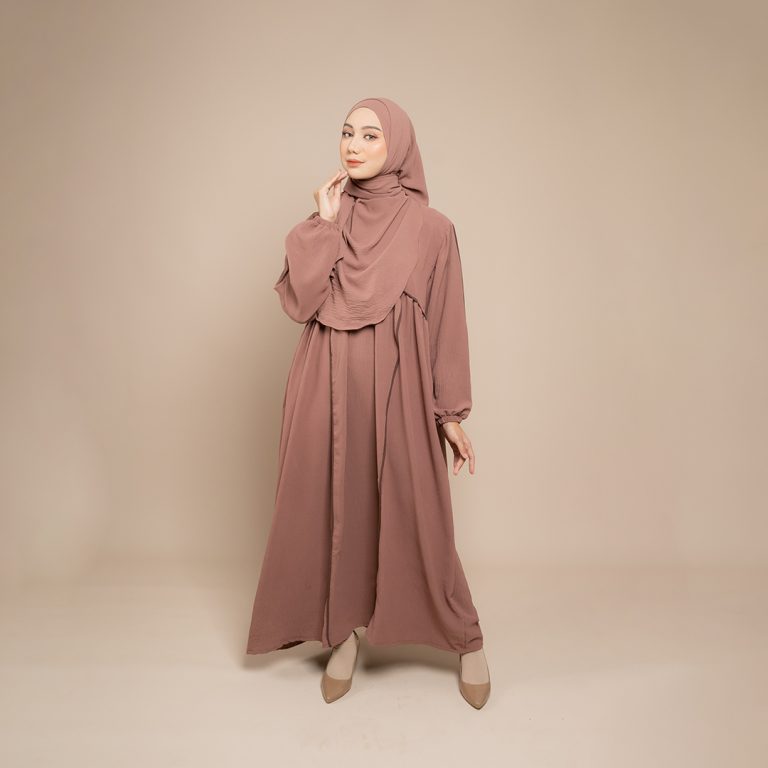 Sabina-2-Wallnut